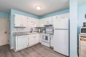 The Beachwalker ISLAND RETREAT