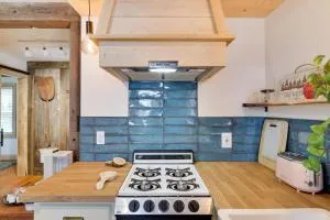 Poconos Cabin Year Round Bliss - Skytop