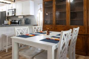 Walk-In - Pond View - Golf Nearby - Close To 76 Strip - FREE TICKETS INCLUDED - GS34-15