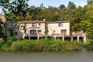 Le Cottage de Jousseaume - 3hvězdičkové hotely ve městě Mortagne-sur-Sèvre