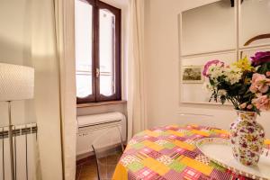Navona Flowers