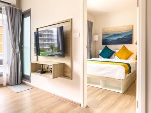 PHYLL Condo Private Beach Vibes at Central Phuket 1 BR Unique Garden View