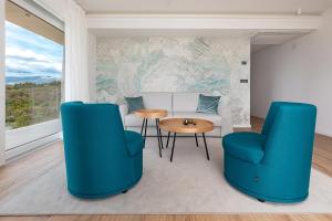 Deluxe Suite with Sea View room in Hotel In Excelsis