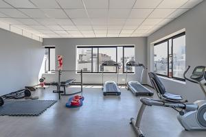 Arenales: Modernos Apartamentos con Piscina y Seguridad 24Hs. en Recoleta