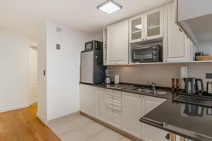 Arenales: Modernos Apartamentos con Piscina y Seguridad 24Hs. en Recoleta