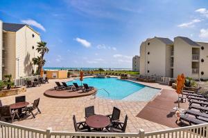 Bahia Mar-Solare Tower, Beachfront Resort with Two Pools