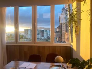 CozZzy Sunset Studio