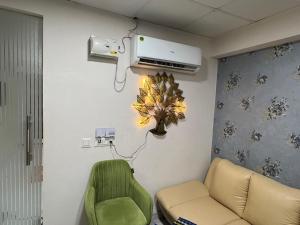 Couple Love Condos 1BHK