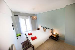 Spacious family home, view of Acropolis!