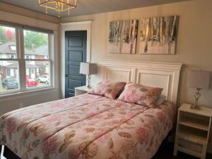 Luxury and comfy Home in Niagara Falls- 28 nights minimum Stay