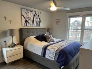 Luxury and comfy Home in Niagara Falls- 28 nights minimum Stay