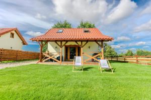 Ostoja Lemany - domki na Kaszubach, sauna, balia-jacuzzi, plac zabaw, tyrolka , dwa boiska, miejsce na ognisko, grill gazowy