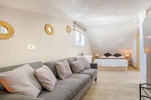 Exclusive Penthouse Front Ocean View Heated Pool