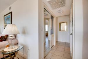 3 Mi to Ocean Riverfront Unit in Vero Beach!