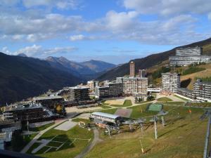 Splendide Appartement 4 Pers, Ski au Pied, Centre des Menuires, Balcon Sud, Rénové - FR-1-452-177