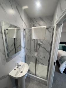 Brynhyfryd Guest House