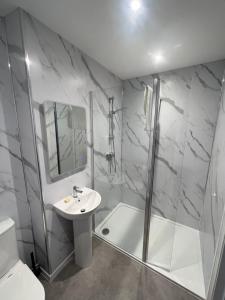 Brynhyfryd Guest House