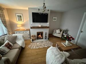 Royal Hillsborough Hideaway