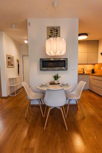 Luxury apartment close to centre, VUSCH private parking included