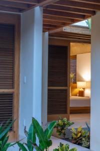 Oceanfront House 1 - La Flia