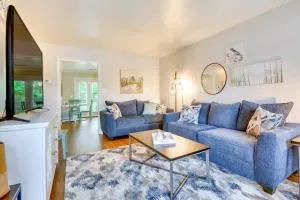 Ideally Located High Point Condo with Patio! - Oakview