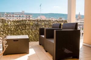Apartment mit 4 Schlafzimmern und einem Balkon