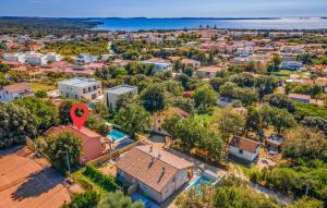3 Bedroom Lovely Home In Barbariga 