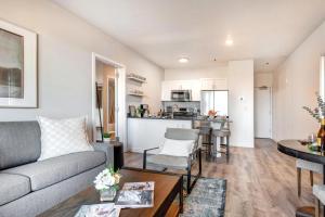 KBM Resorts The Mason Free Deer Valley East Shuttle 3 min drive to Deer Valley East Balcony with gorgeous views pool hot tubs gym MAS-2062