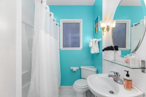 The Green Lake Firefly Lodge