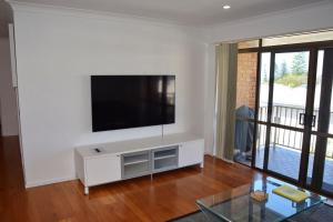 Seacrest Unit 4 - Bring your own linen.