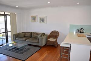 Seacrest Unit 4 - Bring your own linen.