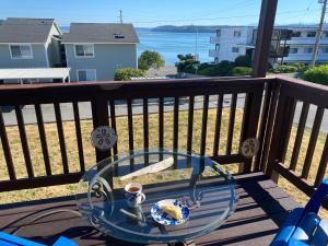 View WD Downtown Harbor R and R