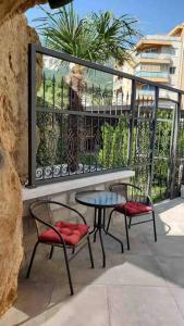 Super Cute Home With Sea & Montain View, Pool, Sauna, HotTube, Steaming, Gym, Garden and More