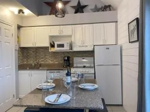 Blue Mountain 2 Story Studio Loft - Blue Mountains