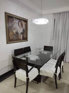 Casa confortável 3 suítes em Santos