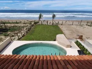 Cactus Beachfront villa in Zihuatanejo- pets welcome! - Petatlán