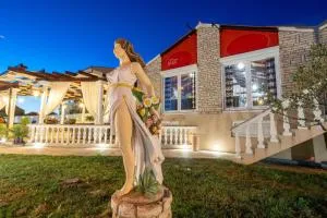 Luxury villa with a swimming pool Turanj, Biograd - 18216 - Sveti Filip i Jakov