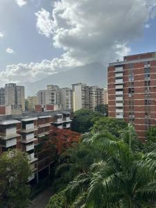 El marqués caracas, excelente ubicación