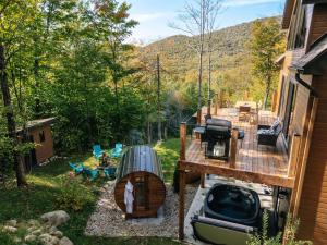 Le Montagnia escape to Tremblant with hot tub