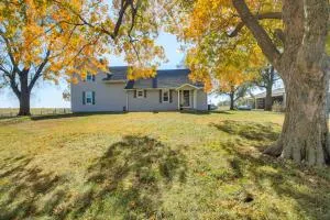 15 Mi to La Cygne Lake Peaceful Ranch Home - Drexel