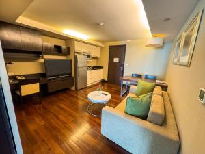The Narathiwas Hotel & Residence Sathorn Bangkok