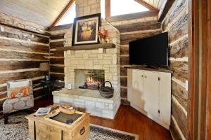 Cabins on Knopp School-Czech Cabin