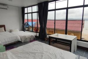 Chener guesthouse 2 beds