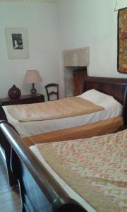 B&B / Chambres d'hotes Abbaye De Villelongue : Chambre Double ou Lits Jumeaux avec Salle de Bains