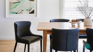 Moonee Retreat - 200m to beach and ocean reserve views