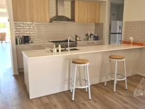 House near the Lake hosted by Rani - Ubytování bez kategorie ve městě Nagambie