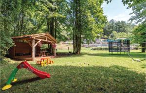 Gorgeous Home In Jurdani