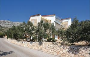 Apartment Ivan Dolac With Sea View X