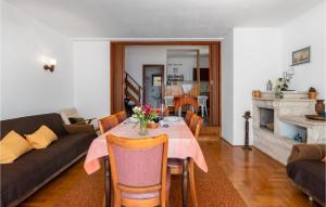 Nice Apartment In Kraljevica With Kitchen 