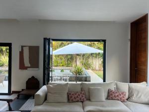 Blue Palm Villa with Private Pool & Tropical Garden